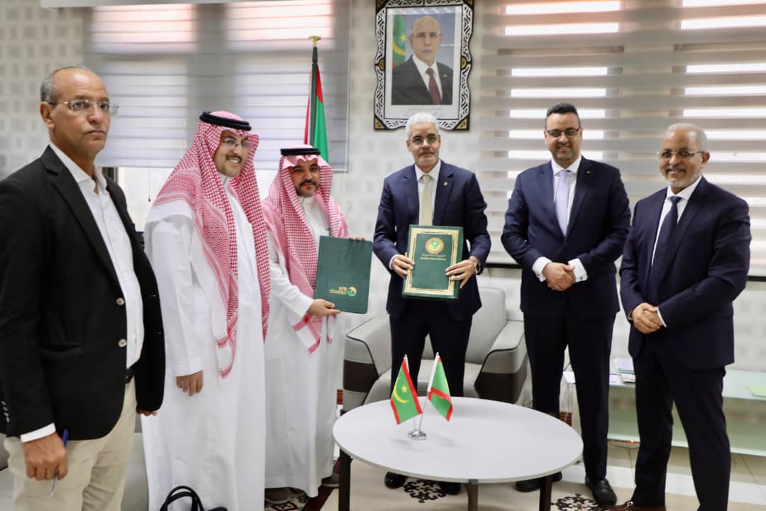 من مشاريع الصندوق اتفاقية مستشفى الملك سلمان